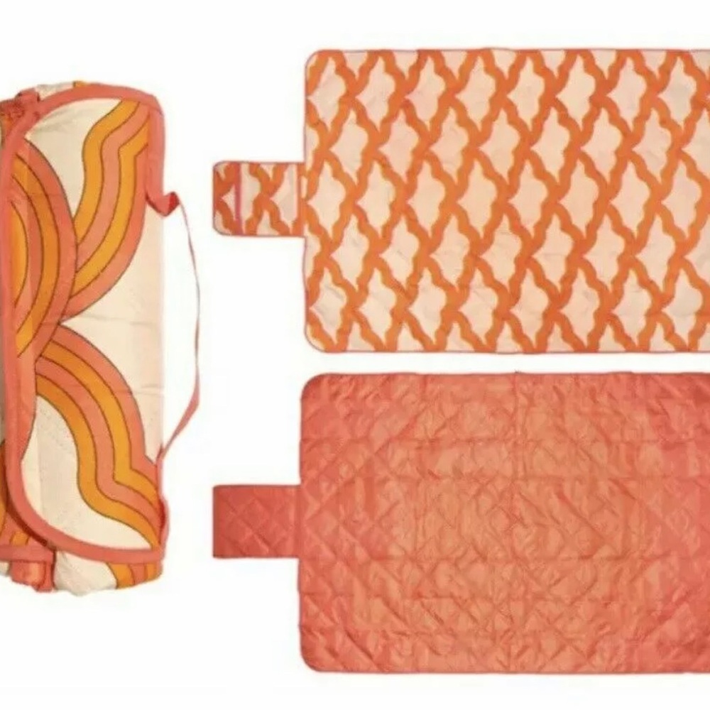 Society6 foldable outdoor blanket NWT